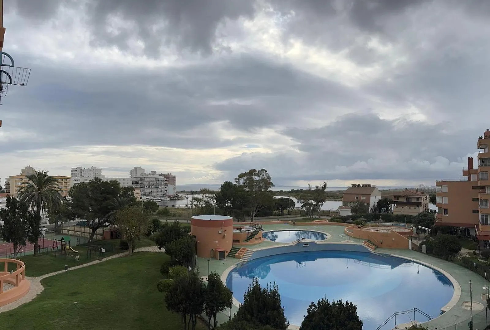 Hermoso Estudio Con Vista Fantastica 